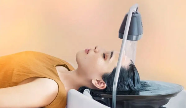 ヘッドスパの様子